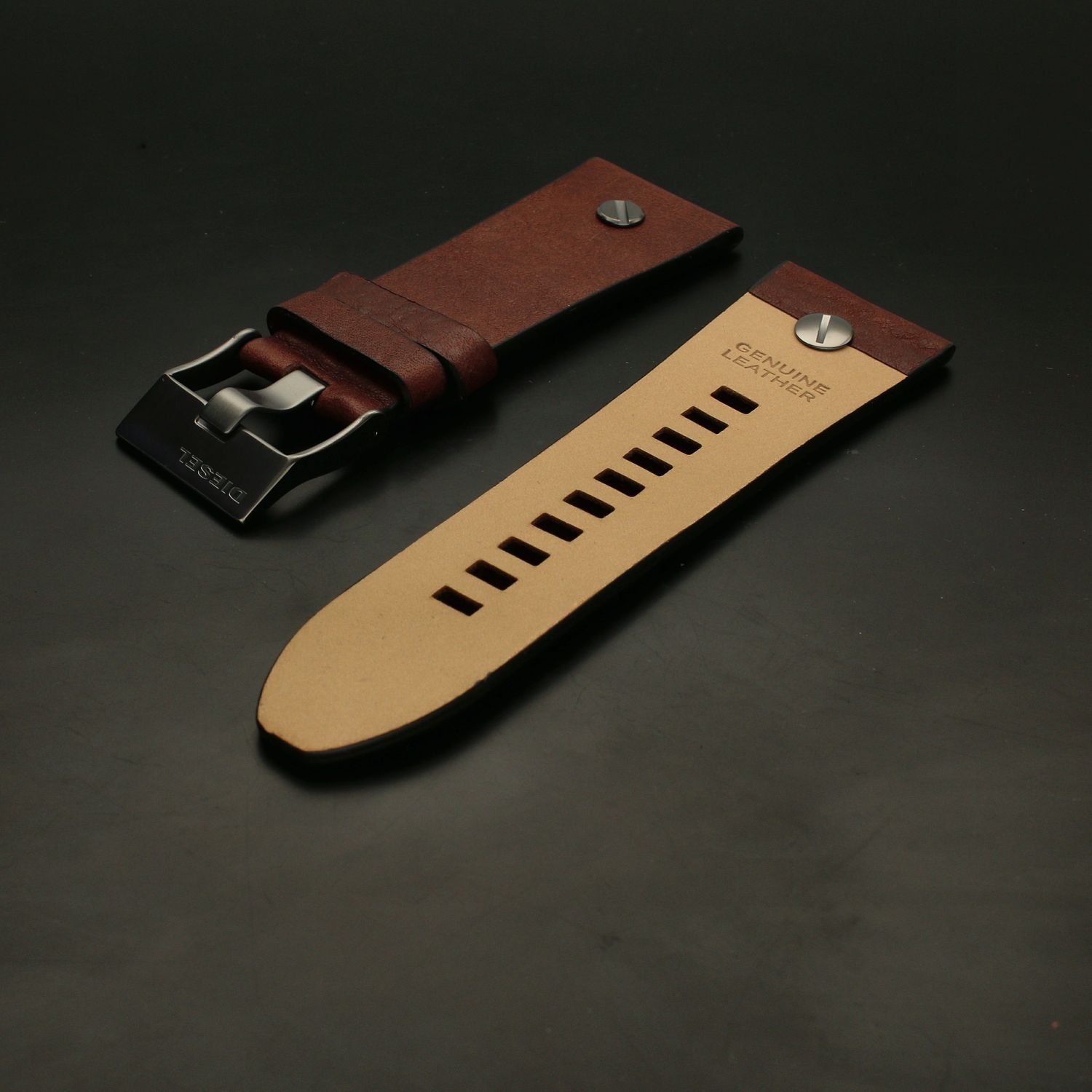 Oryginalny pasek Diesel DZ7314.jpg